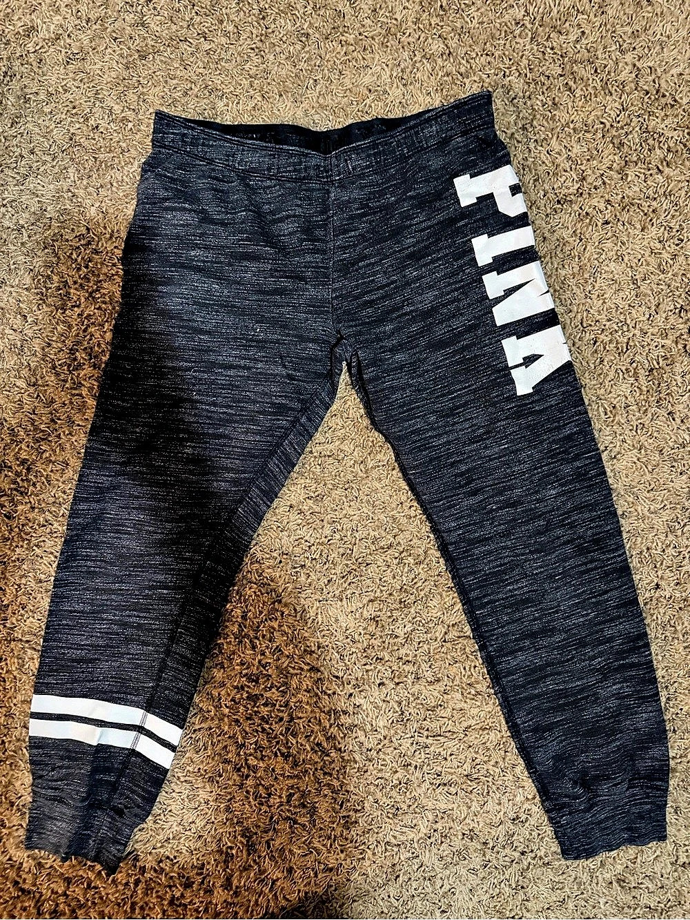Women’s Pink' Athletic Leggings in Black